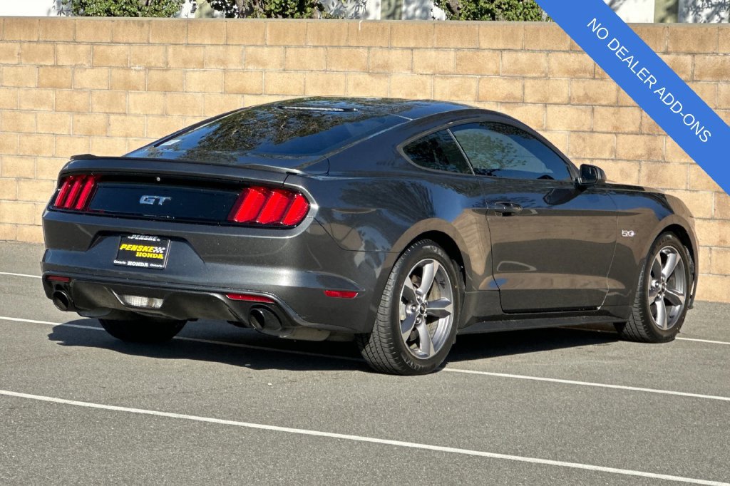 Used 2017 Ford Mustang GT RWD image 4