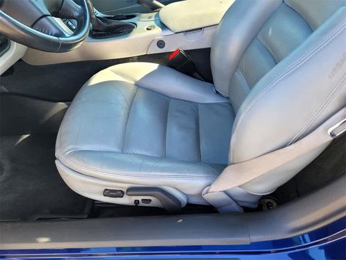 Used 2005 Chevrolet Corvette Coupe w/ Preferred Equipment Group image 12