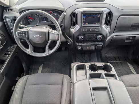 Used 2022 Chevrolet Silverado 1500 Custom Trail Boss AWD/4WD image 6