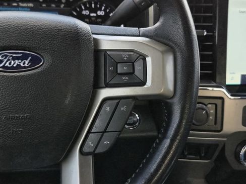 Used 2022 Ford F250 Lariat w/ Lariat Ultimate Package AWD/4WD image 25