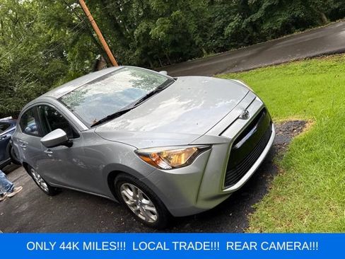Used 2018 Toyota Yaris iA FWD image 1