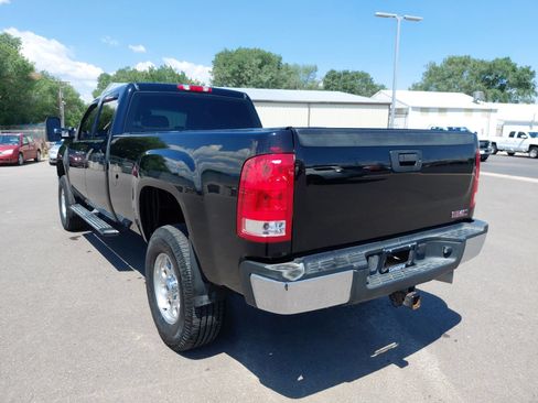 Used 2009 GMC Sierra 3500 SLE w/ SLE Preferred Package AWD/4WD image 8