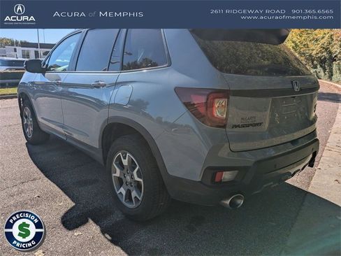 Used 2023 Honda Passport TrailSport image 3