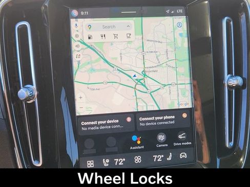 Certified 2023 Volvo XC40 B5 Plus w/ Driver Assist Package image 22