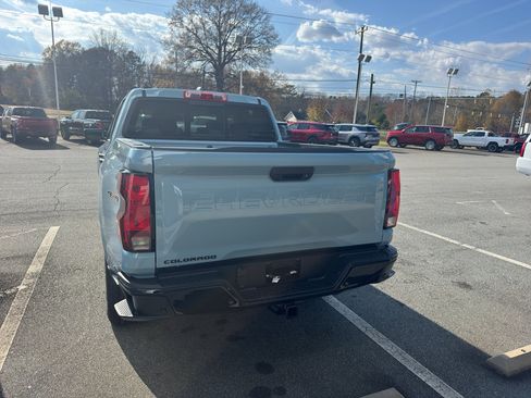 New 2026 Chevrolet Colorado W/T image 5