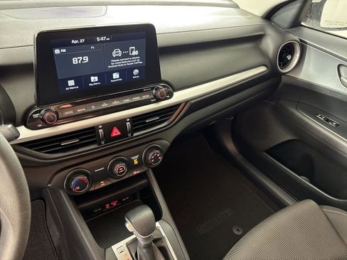 Used 2020 Kia Forte LXS FWD image 29
