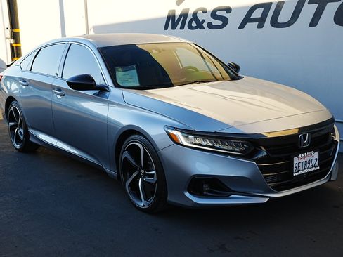 Used 2022 Honda Accord Sport image 3