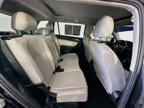 Used 2019 Volkswagen Tiguan SEL FWD image 27