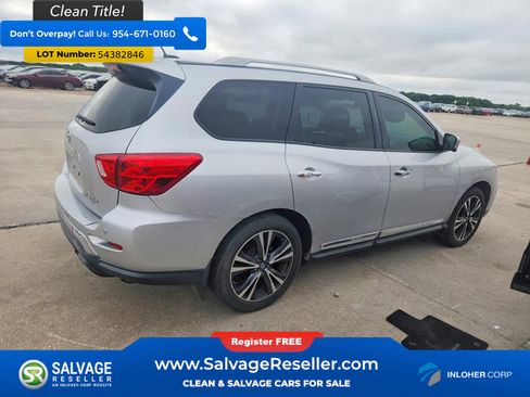 Used 2017 Nissan Pathfinder Platinum FWD image 4