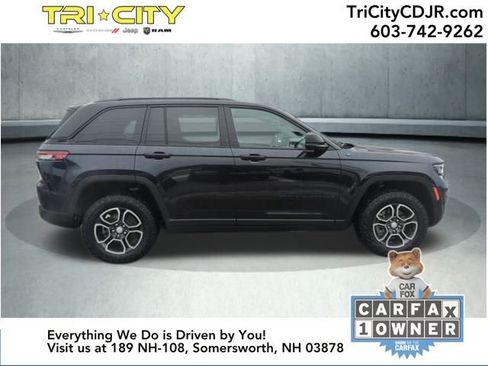 Used 2024 Jeep Grand Cherokee Trailhawk w/ Luxury Tech Group III image 6