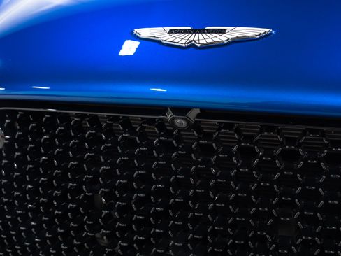 Used 2023 Aston Martin DBS Superleggera Volante RWD image 27