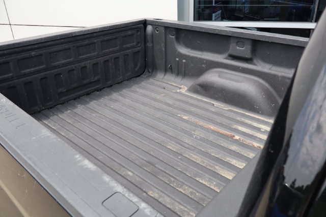 Used 2018 Chevrolet Silverado 1500 LT w/ All Star Edition AWD/4WD image 11