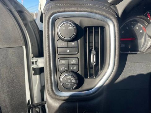 Used 2023 Chevrolet Silverado 3500 LT w/ Convenience Package AWD/4WD image 13