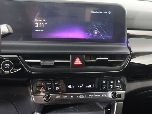 Used 2025 Kia Seltos S image 42