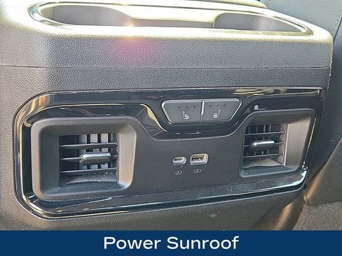 Used 2023 GMC Sierra 1500 AT4 w/ AT4 Preferred Package AWD/4WD image 21