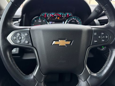 Used 2020 Chevrolet Tahoe LT w/ Luxury Package AWD/4WD image 29
