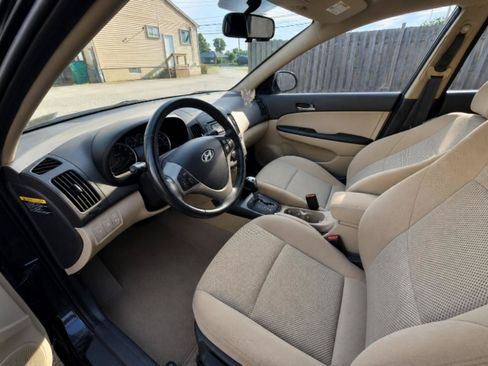 Used 2009 Hyundai Elantra FWD image 6