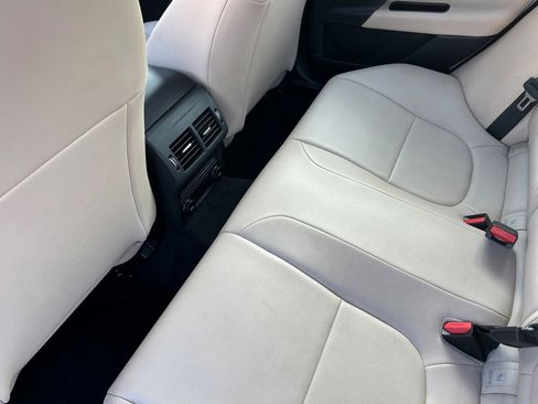 Used 2017 Jaguar XE image 25