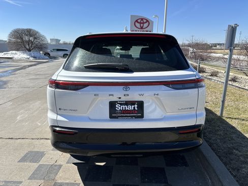 New 2026 Toyota Crown Signia w/ Advanced Technology Package image 5