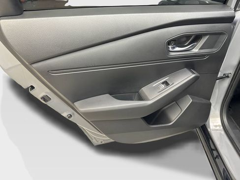 Used 2025 Honda Accord Sport image 38