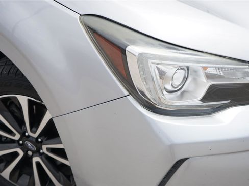 Used 2018 Subaru Forester 2.0XT Touring AWD/4WD image 3