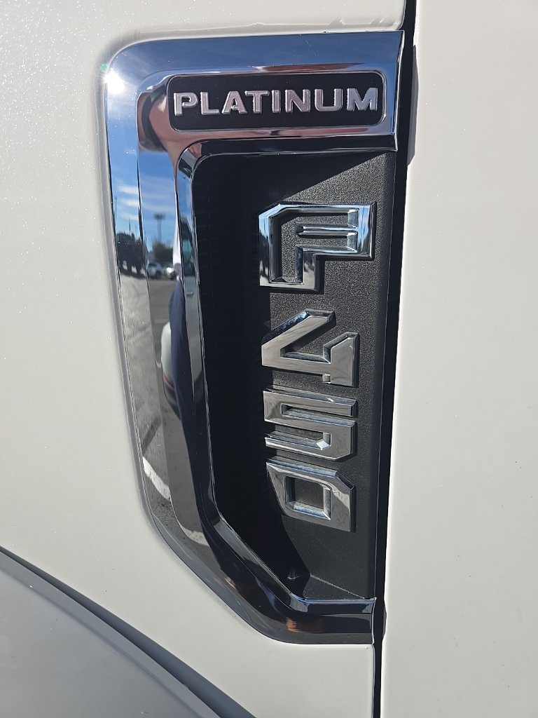 Used 2020 Ford F450 Platinum w/ FX4 Off-Road Package AWD/4WD image 13