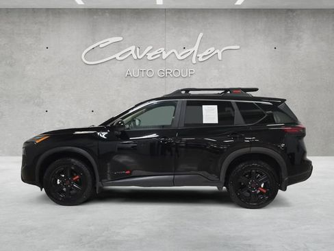 Used 2025 Nissan Rogue SV AWD/4WD image 13