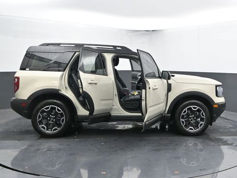 New 2025 Ford Bronco Sport Outer Banks image 58