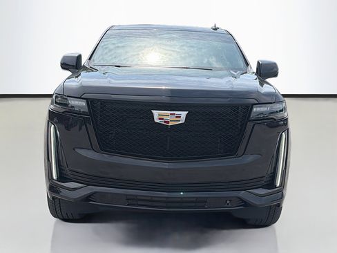Used 2023 Cadillac Escalade ESV Sport w/ Touring Package AWD/4WD image 8