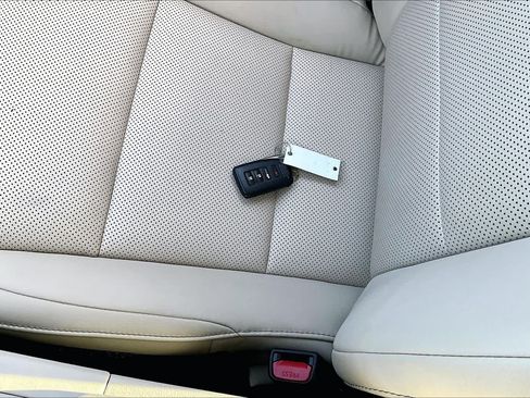Used 2018 Lexus ES 350 w/ Navigation System Package FWD image 14