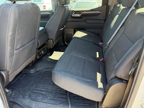 Used 2024 GMC Sierra 1500 SLE image 24