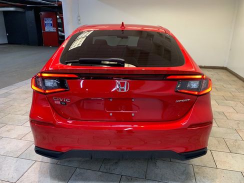 Used 2022 Honda Civic Sport image 6