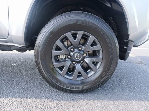 Used 2023 Toyota Tacoma SR5 image 10