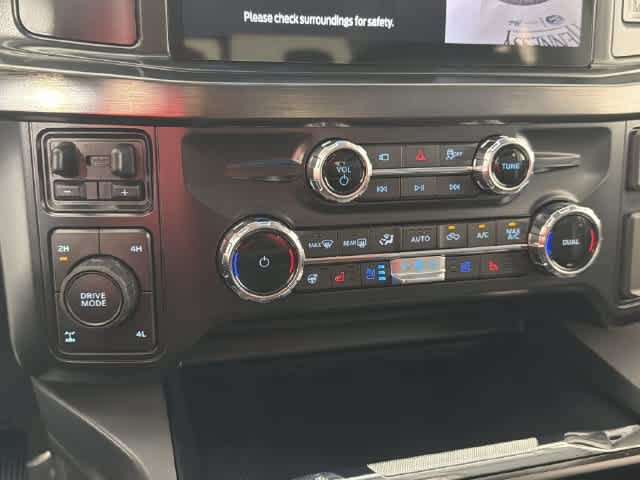 New 2026 Ford F250 Lariat w/ Black Appearance Package AWD/4WD image 5