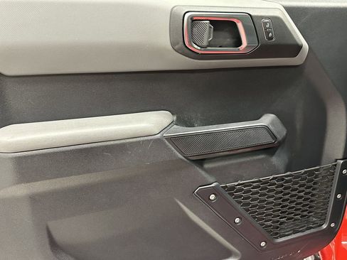 Used 2023 Ford Bronco Big Bend w/ Sasquatch Package image 12