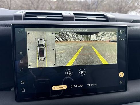 Used 2024 Land Rover Defender 130 S image 17