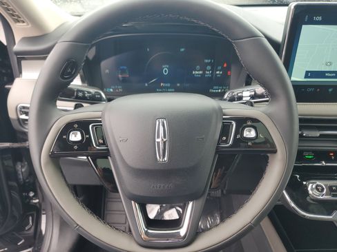 New 2026 Lincoln Corsair Premiere AWD/4WD image 16