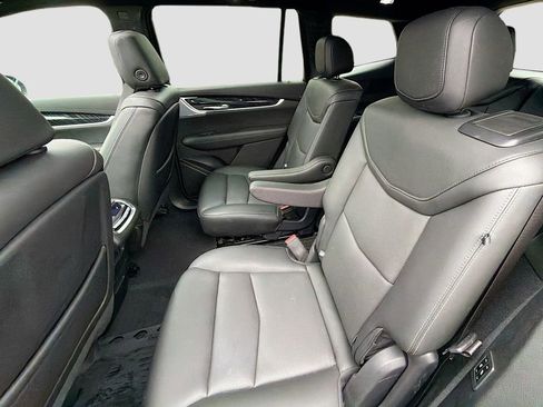 Used 2024 Cadillac XT6 Premium Luxury AWD/4WD image 25