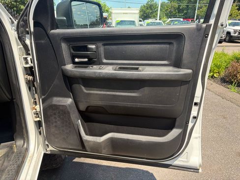 Used 2014 RAM 2500 ST AWD/4WD image 35