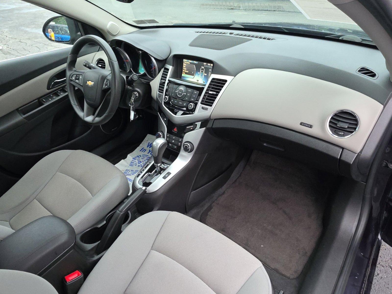 Used 2016 Chevrolet Cruze LT w/ Sun And Sound Package FWD image 32