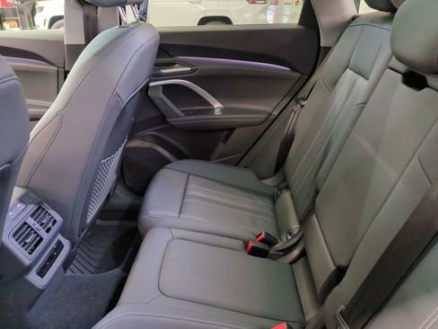 Used 2025 Audi Q5 Premium w/ Convenience Package AWD/4WD image 31