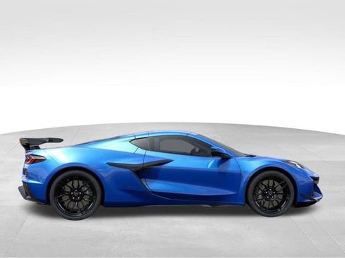 New 2026 Chevrolet Corvette Z06 RWD image 5