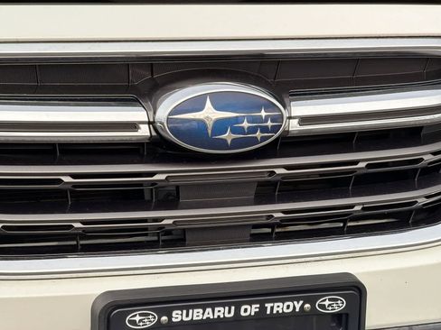 Used 2019 Subaru Outback 2.5i Limited image 12