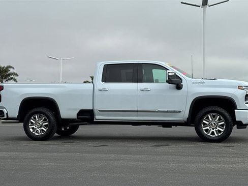 New 2026 Chevrolet Silverado 3500 High Country image 3