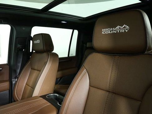 New 2026 Chevrolet Suburban High Country w/ Sun And Tow Package image 5