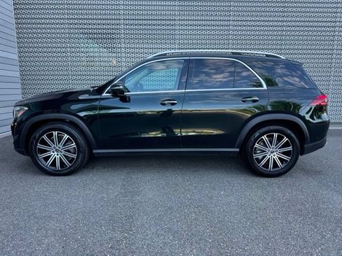 Used 2024 Mercedes-Benz GLE 450 4MATIC image 2