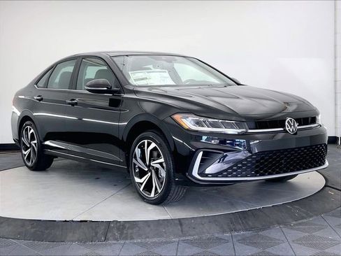New 2026 Volkswagen Jetta SEL FWD image 4