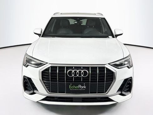 Used 2025 Audi Q3 2.0T Premium AWD/4WD image 2