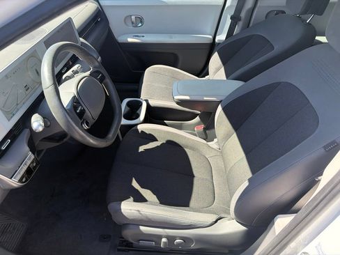 Used 2024 Hyundai Ioniq 5 SEL RWD image 9