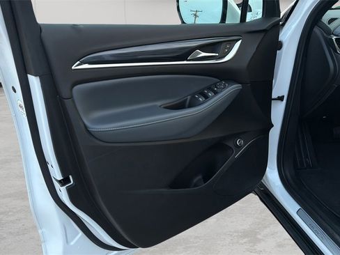 Used 2022 Buick Enclave Essence w/ Sport Touring Edition image 47